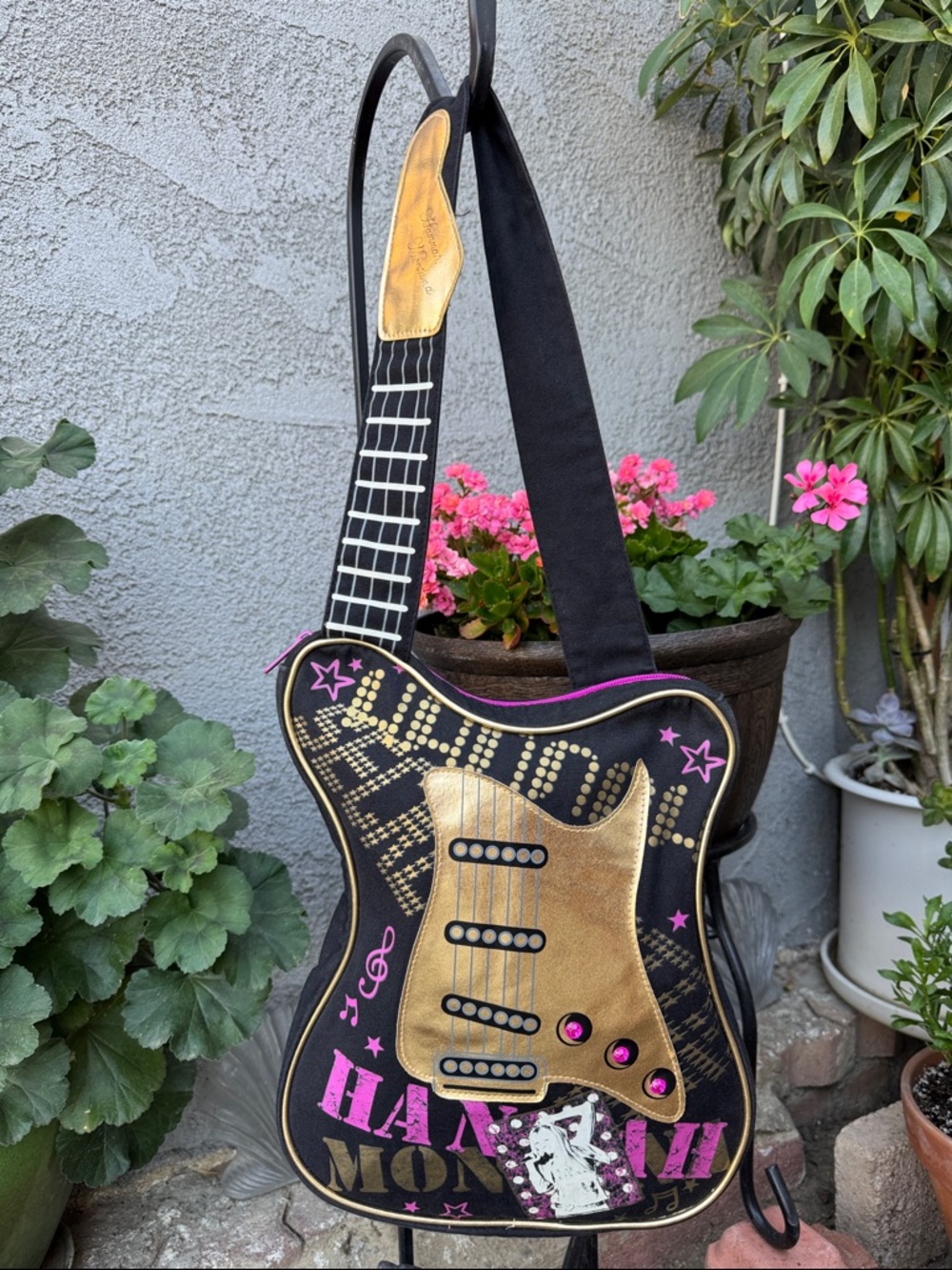 HANNAH MONTANA BLACK GUITAR PURSE🎸